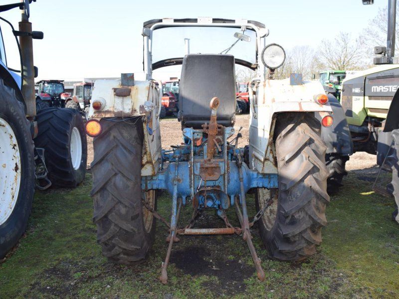 Ford 4000