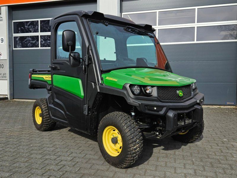 John Deere Gator XUV 835M
