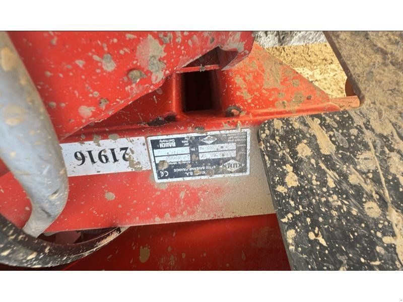 Kuhn AXIS401WT25