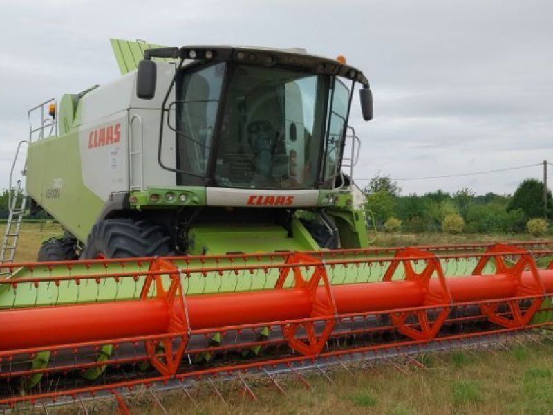 Claas LION 740