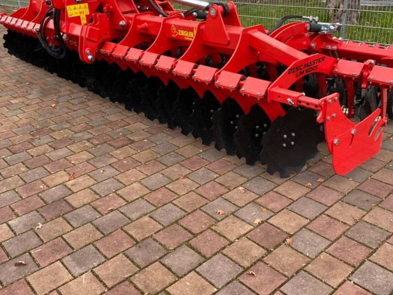 Ziegler Master LM 6001