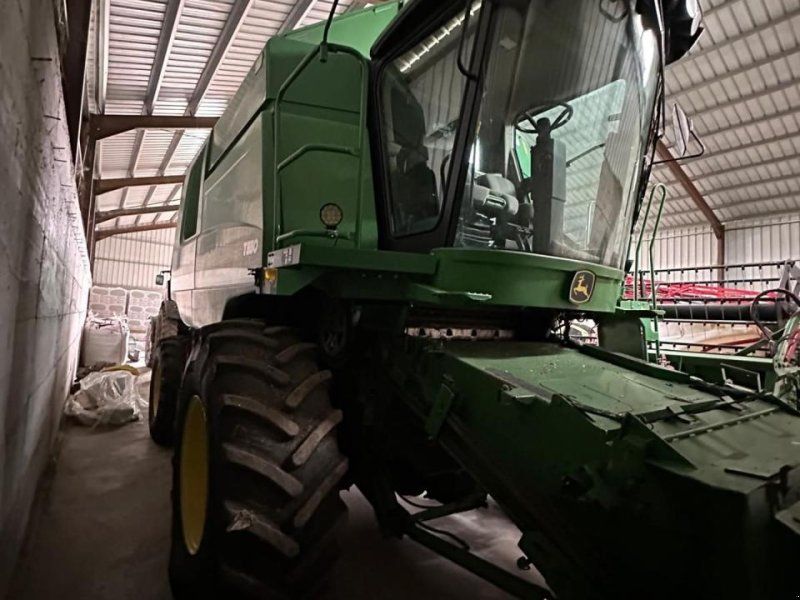John Deere T550