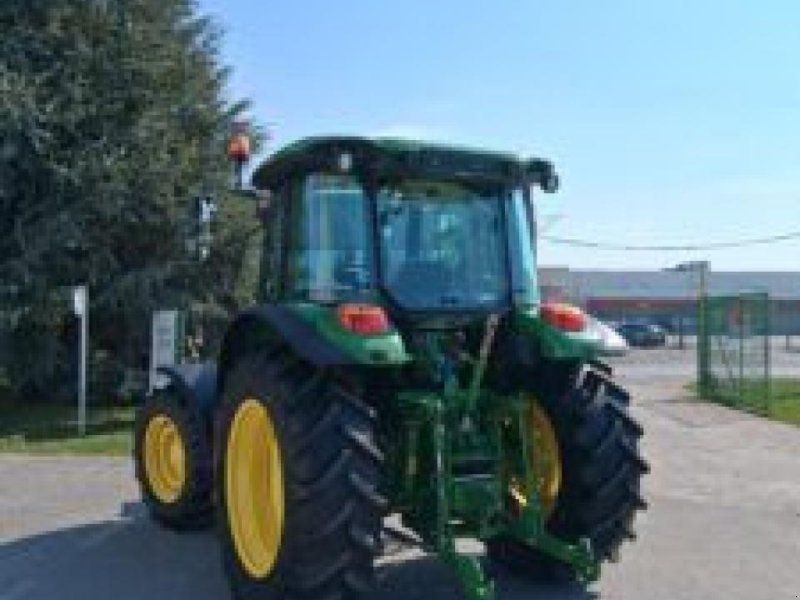 John Deere 5090M