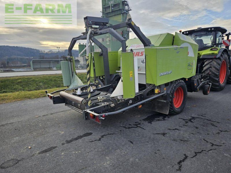 Claas rollant 355 rc uniwrap