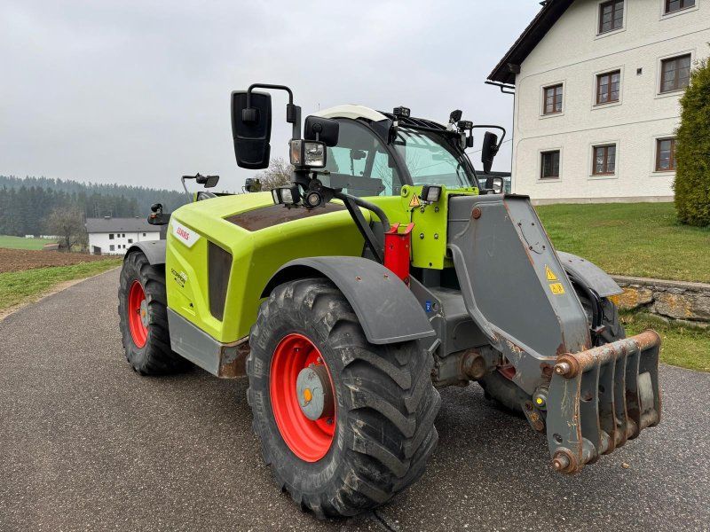 Claas Scorpion 756