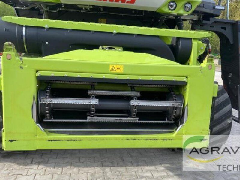 Claas TRION 730