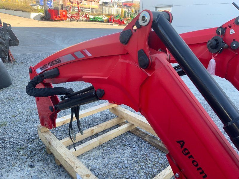 Massey Ferguson FL 4121