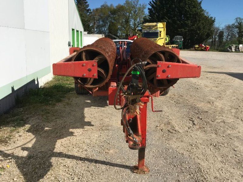 Quivogne Rollmax 8,3