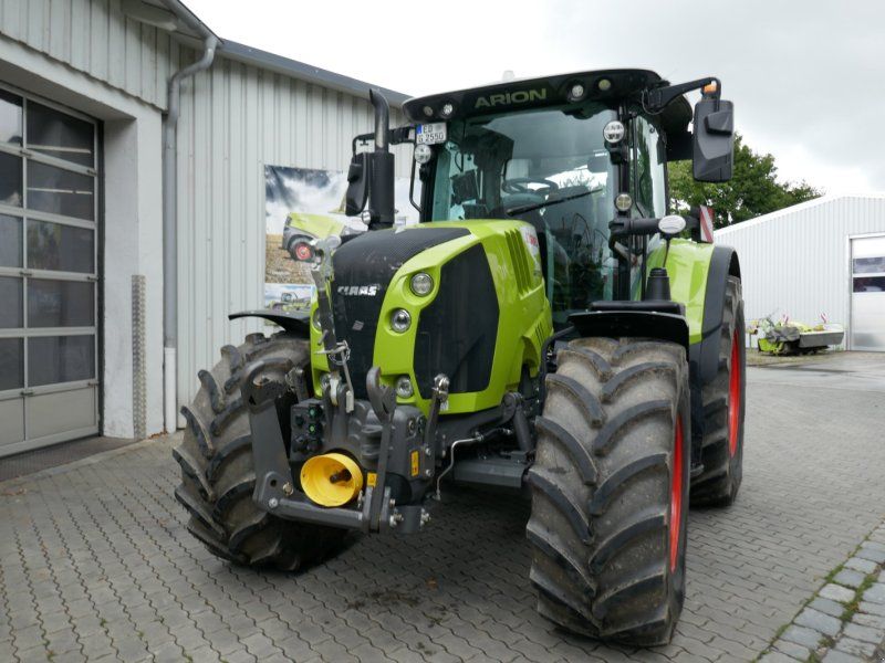 Claas Arion 550 CMATIC CEBIS mit RTK Lenksystem