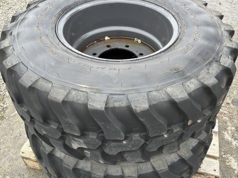 Dunlop SP T9 405/70 R20