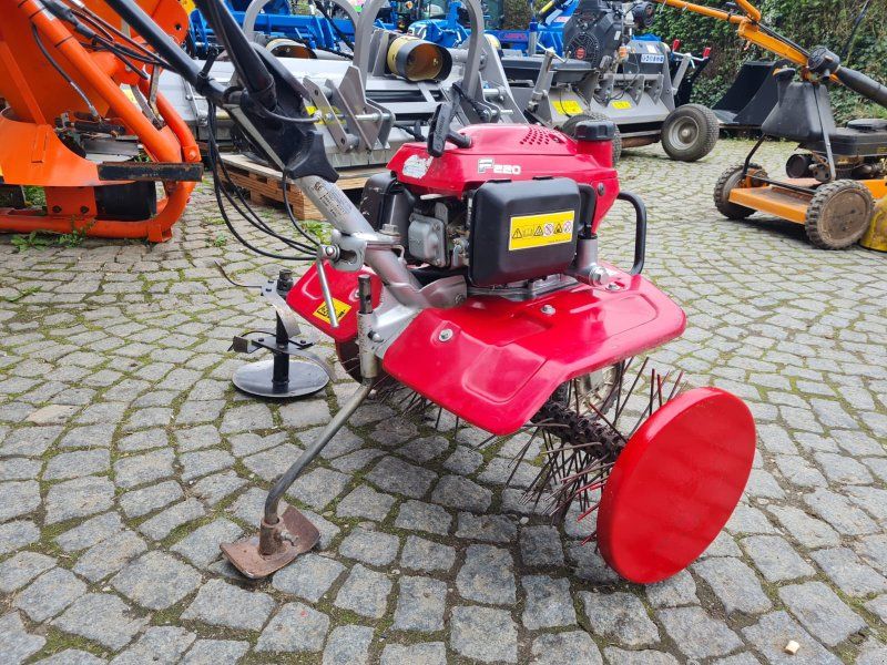 Honda F 220  und Motorhacke