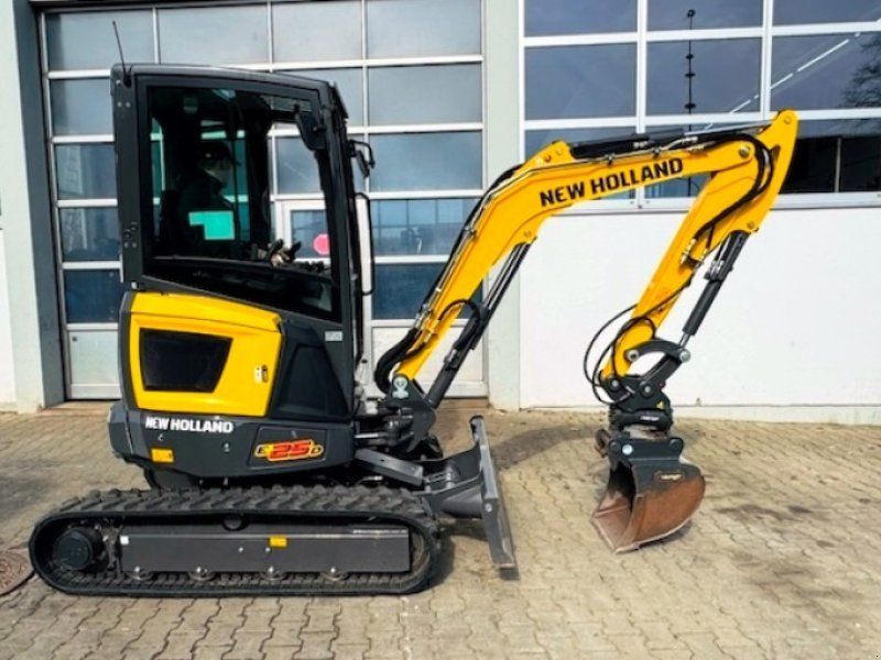 New Holland E 25 C