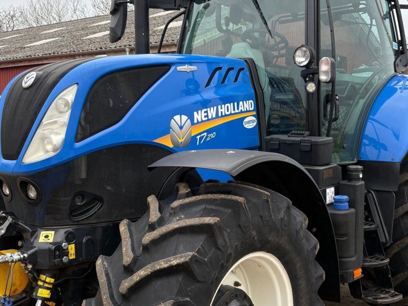 New Holland T7.210