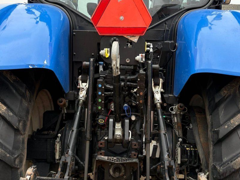 New Holland T7.210