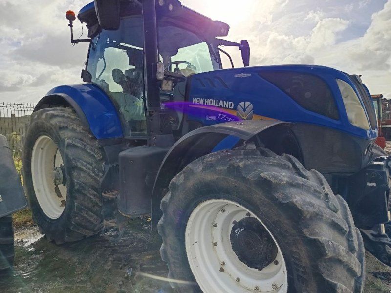 New Holland T7 230 AC