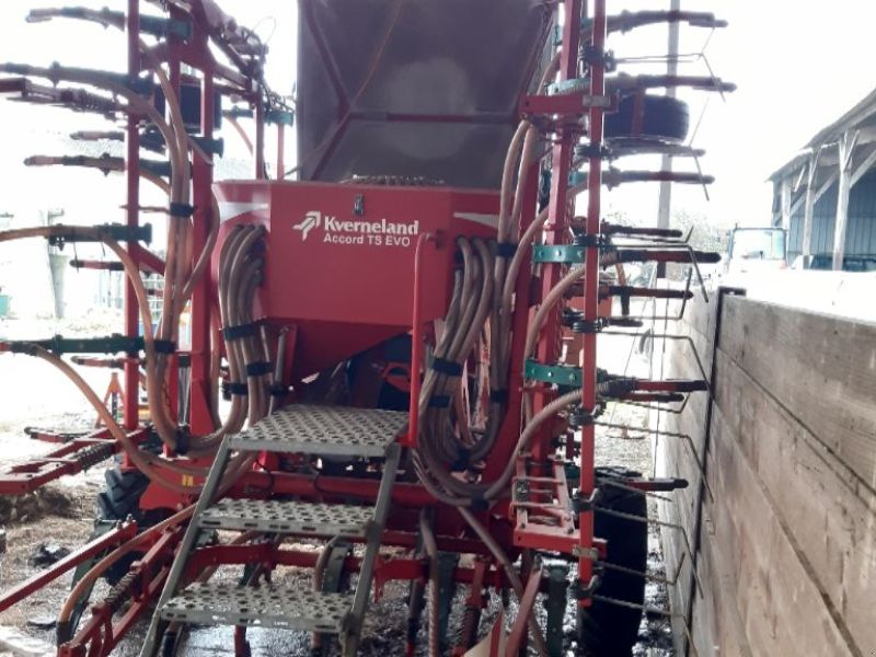 Kverneland Accord TS evo