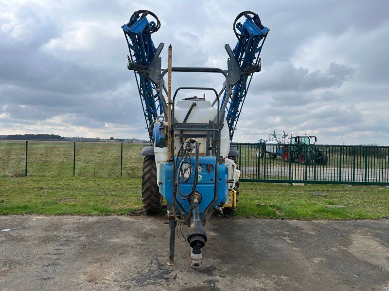 Evrard Pulvérisateur traîné METEOR PLUS 41H