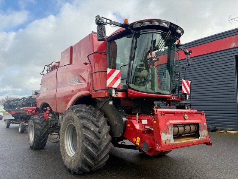 Case IH Moissonneuse batteuse AXIAL FLOW 6150