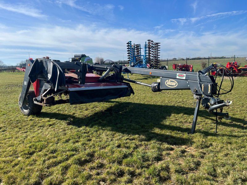 Vicon Faucheuse conditionneuse TRA 832CT