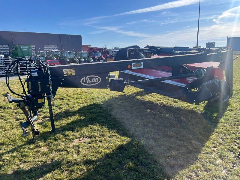 Vicon Faucheuse conditionneuse TRA 832CT