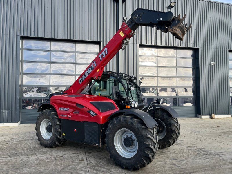 Case IH Chariot télescopique agricole FARMLIFT 737