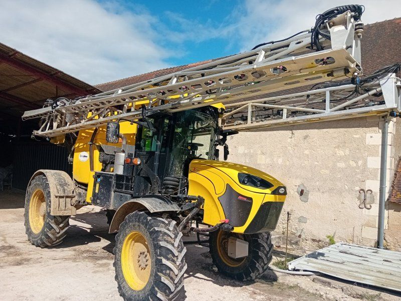 Pulvérisateur automoteur RS 20 Artec