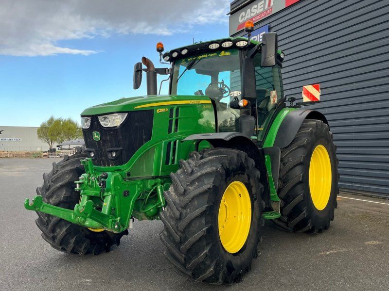 John Deere 6250 R