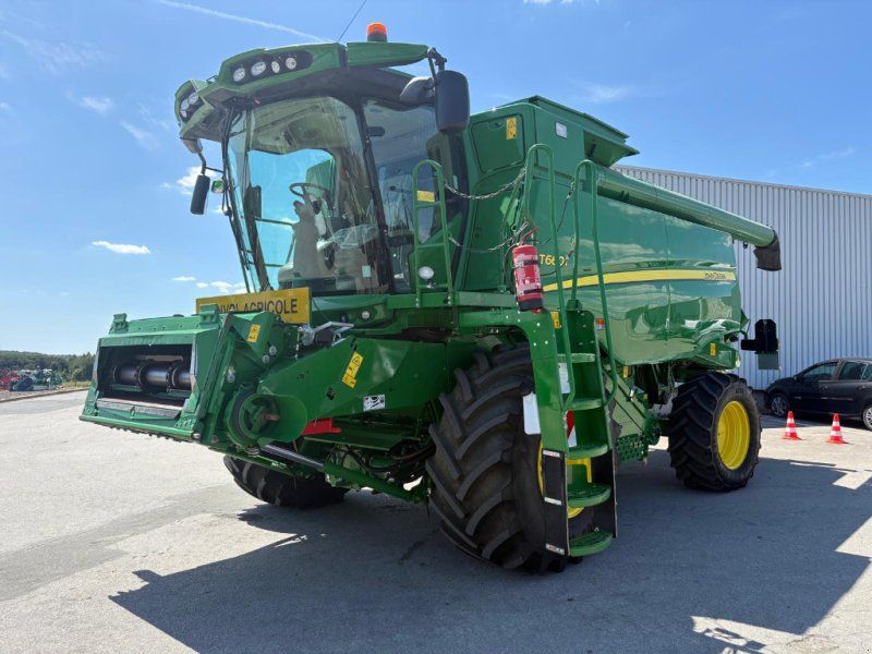 John Deere T660i