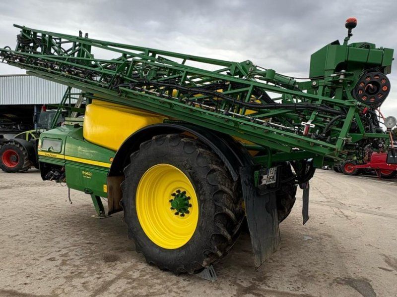 John Deere R962i