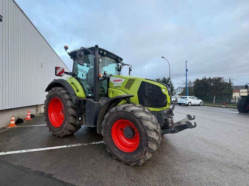 Claas AXION 800