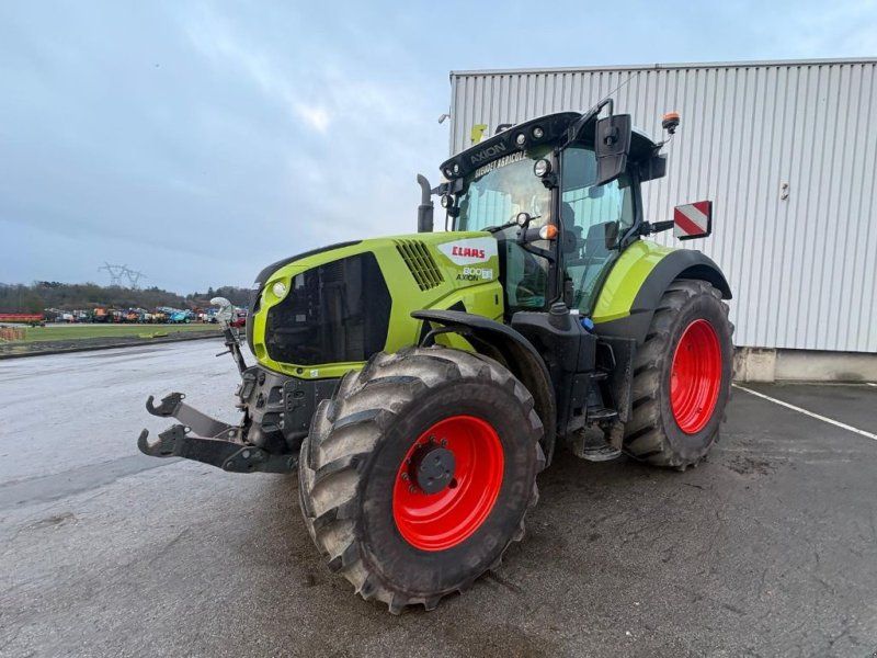 Claas AXION 800