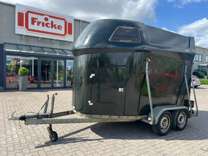 Sluis Polyesteraufbau 2000kg