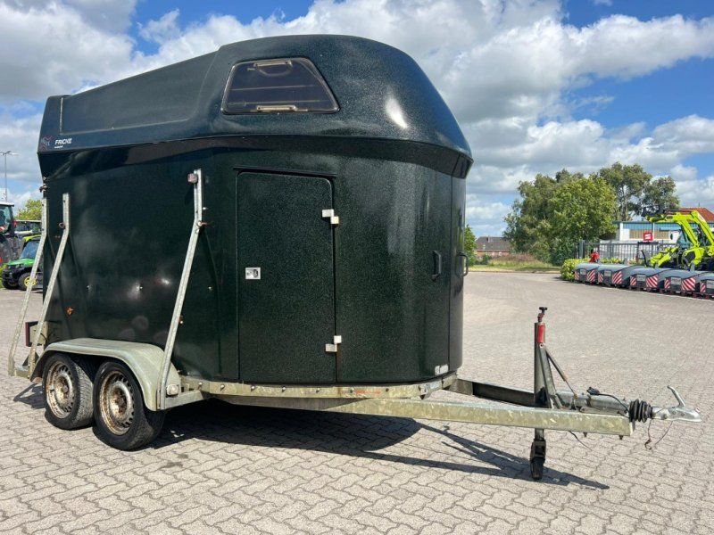 Sluis Polyesteraufbau 2000kg