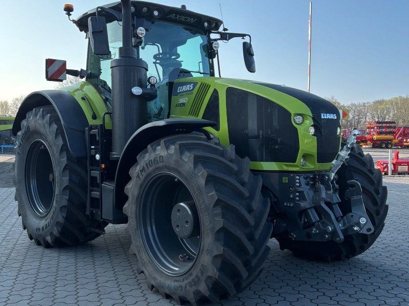 Claas Axion 960 CMATIC Night Edition