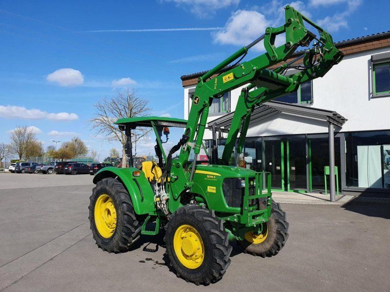 John Deere 5055E Pferde Reitstall