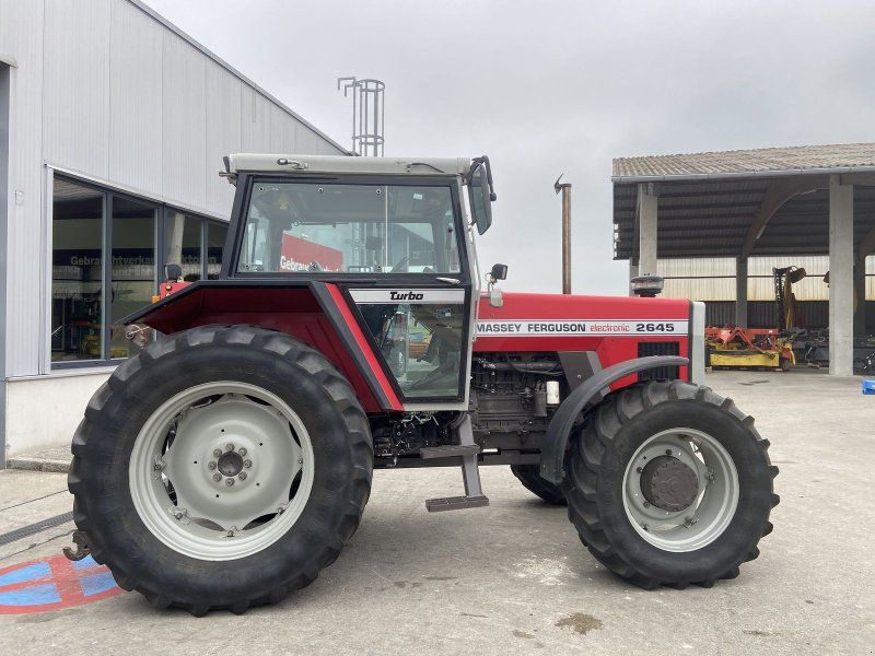 Massey Ferguson 2645 A electronic