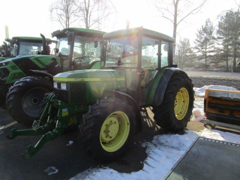John Deere 5500