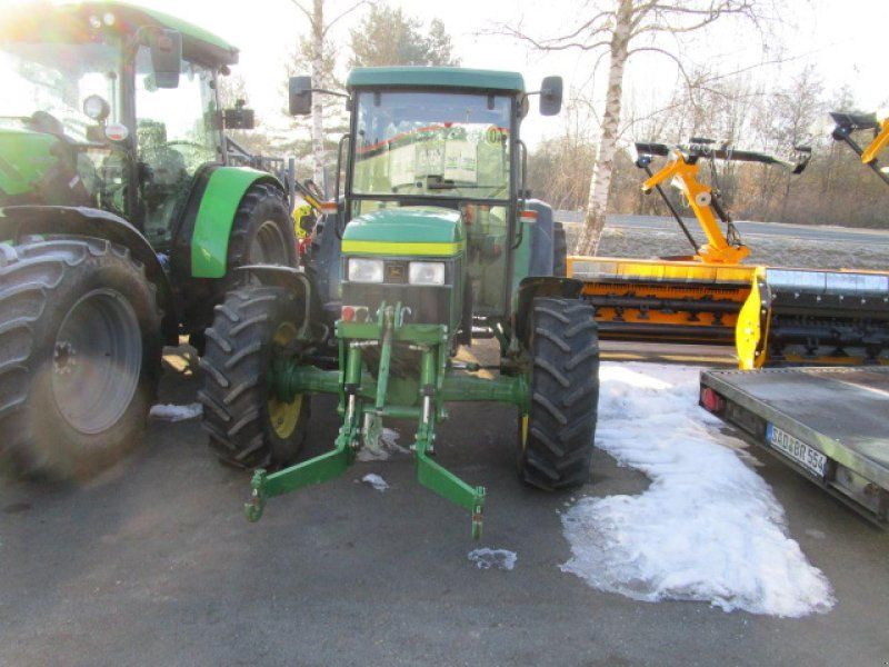 John Deere 5500