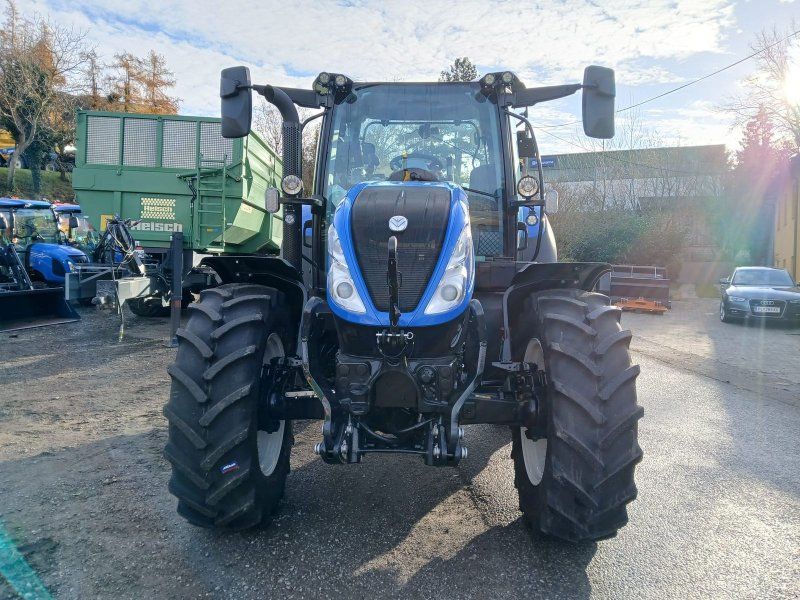 New Holland T5.110 Auto Command (Stage V)