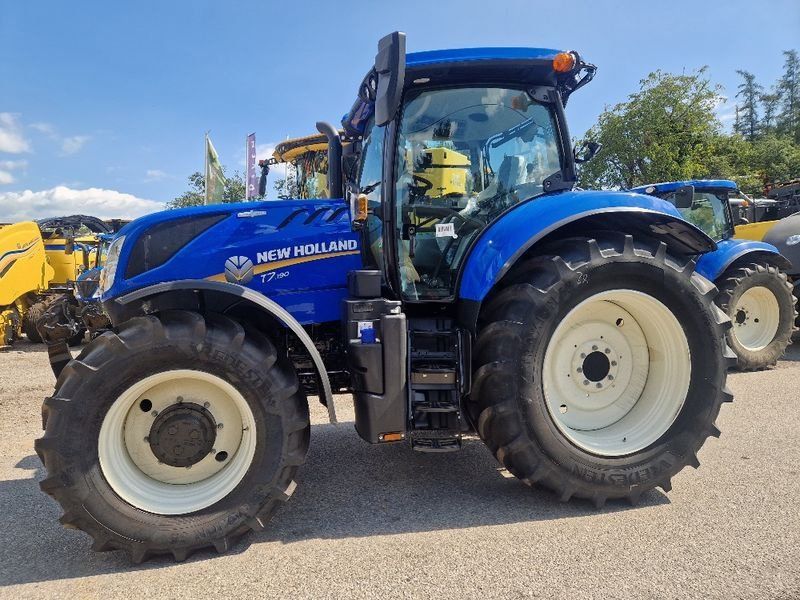 New Holland T7.190 Auto Command SideWinder II (Stage V)