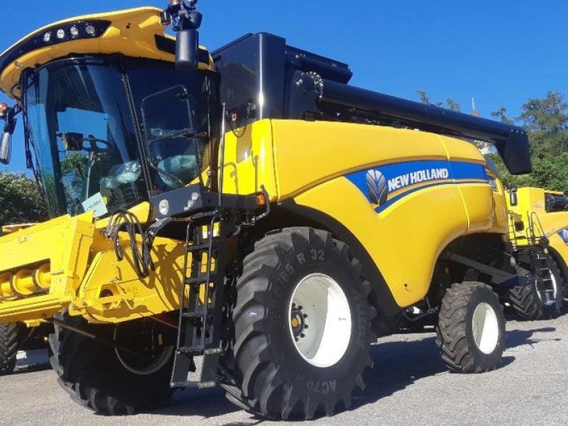 New Holland CX 6.80