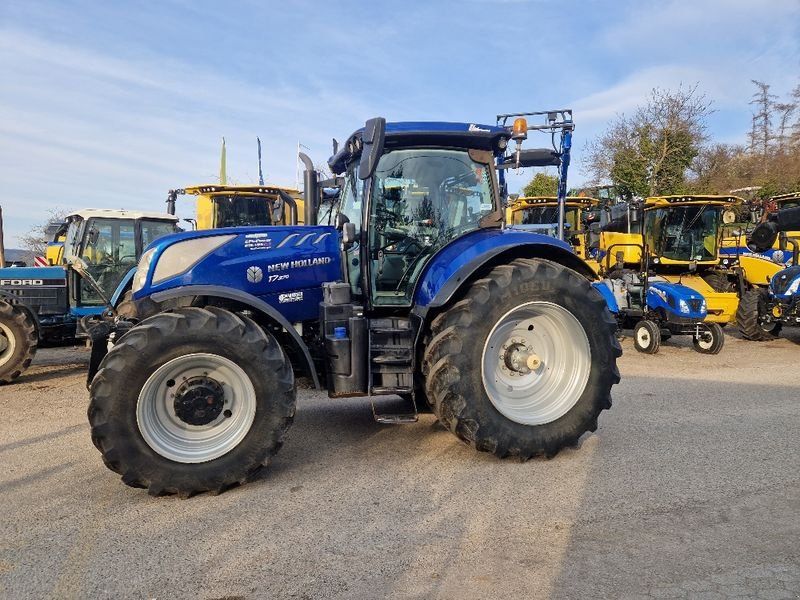 New Holland T7.270 SideWinder II