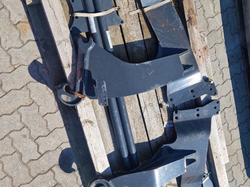 Stoll New Holland TL-A, T5000 und Case JX-U