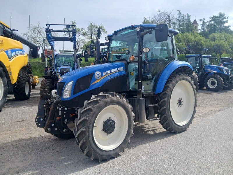 New Holland T4.75