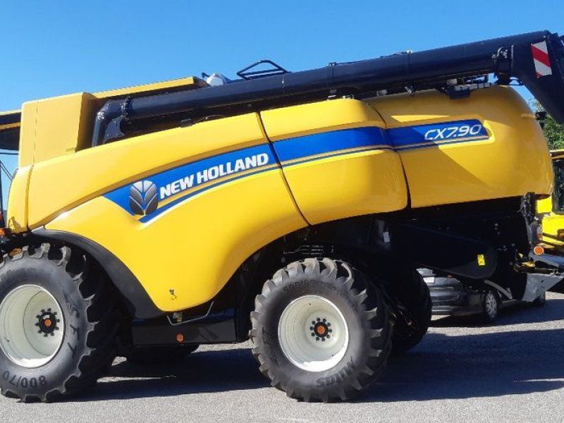 New Holland CX 7.90