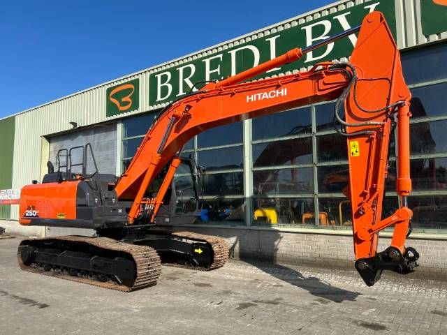 Hitachi ZX 250 LC N-6