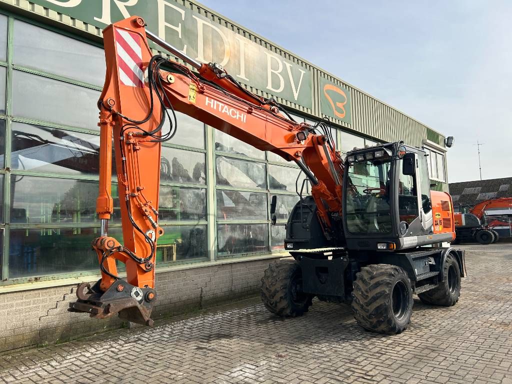 Hitachi ZX 140 W-3