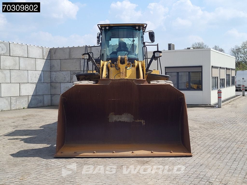 Caterpillar 966 M