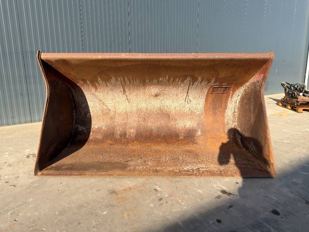 Volvo ISO L45 / L50 / Caterpillar 918