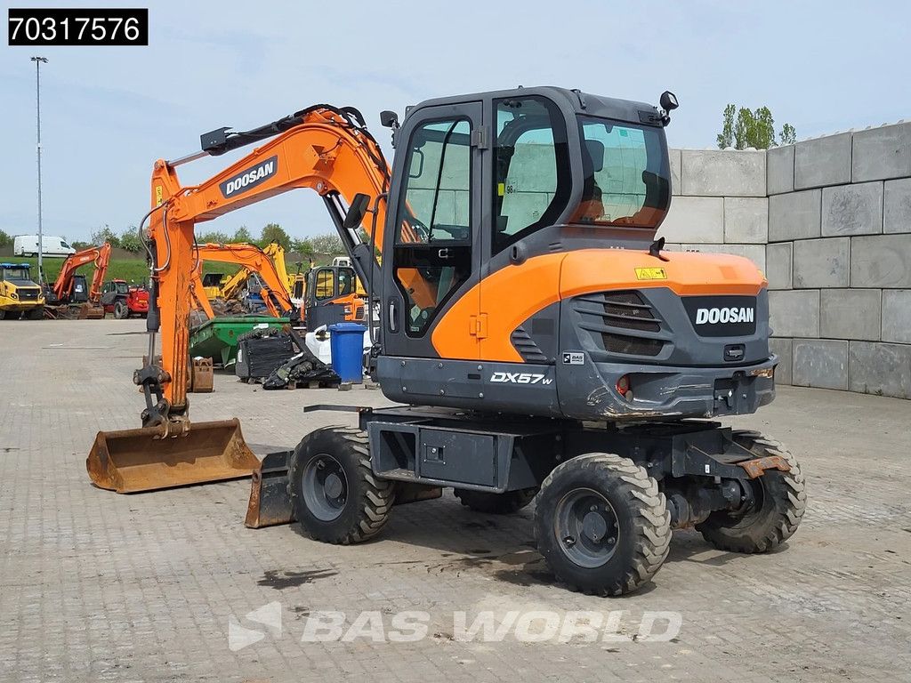 Doosan DX57 W-5